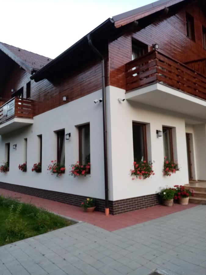 Guest house Livada Amely 3*